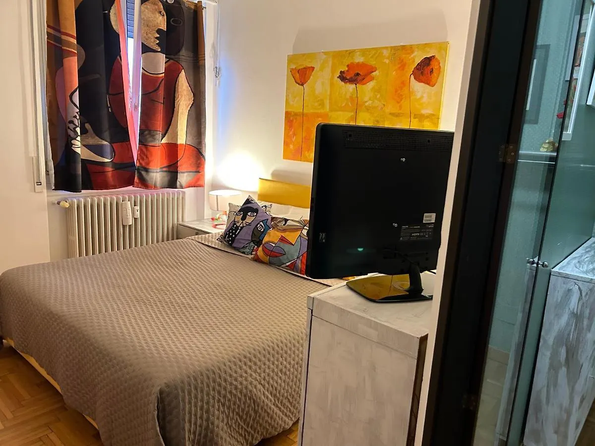 Bed and Breakfast Casa Milano Expo Sp 0*,