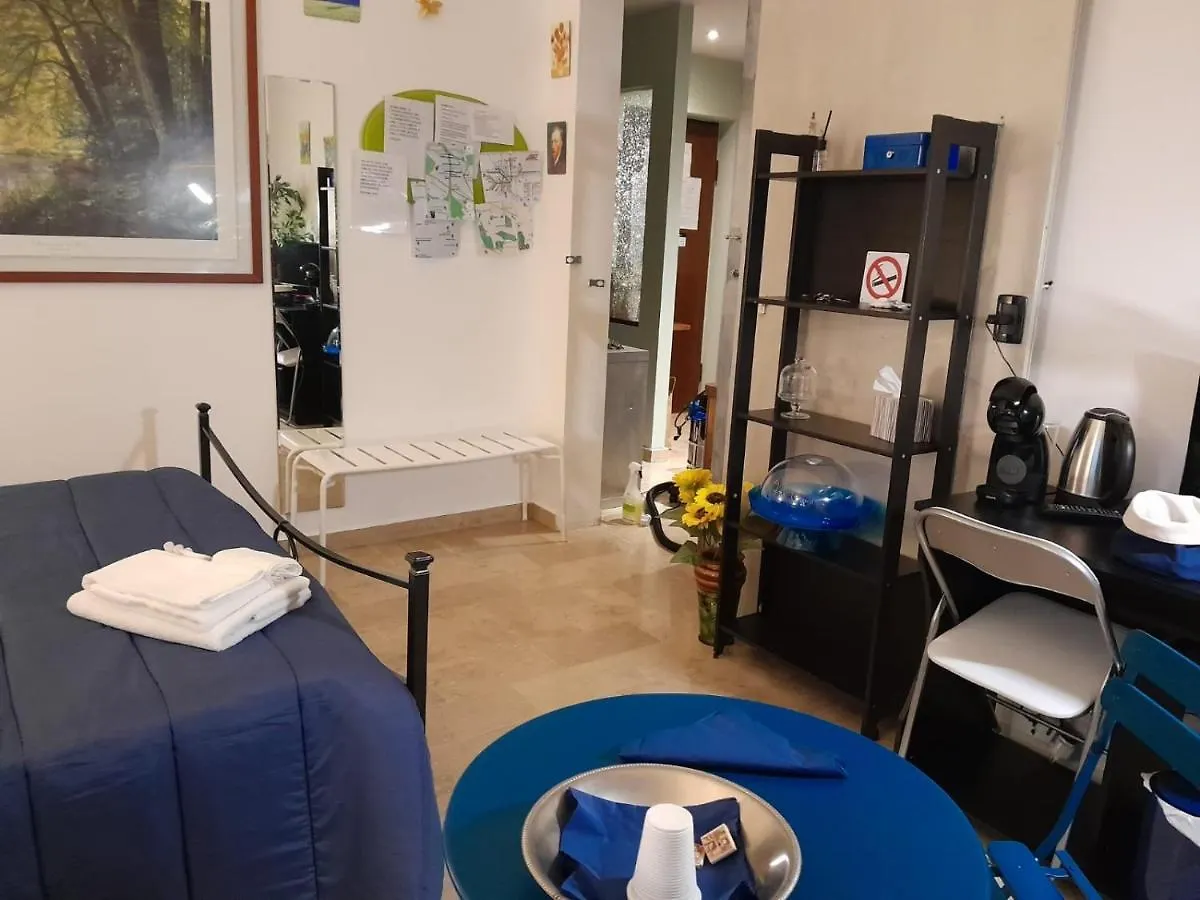 Bed and Breakfast Casa Milano Expo Sp 0*,  Italia