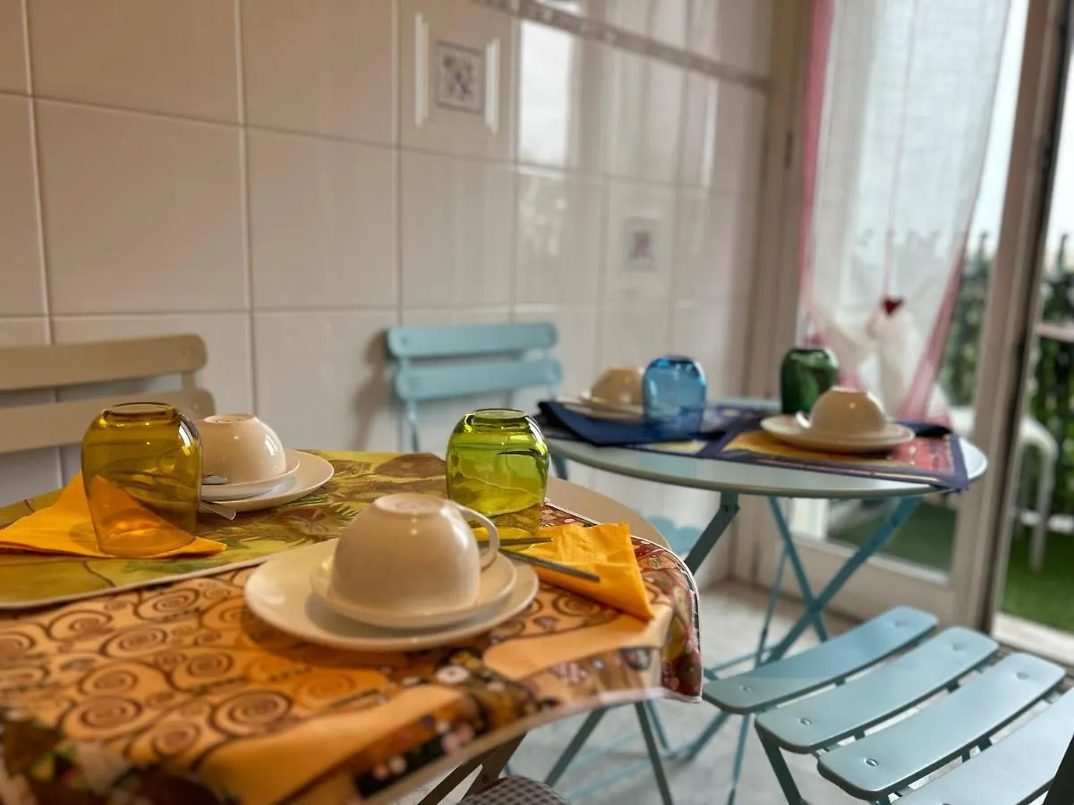 Bed and Breakfast Casa Milano Expo Sp 0*,